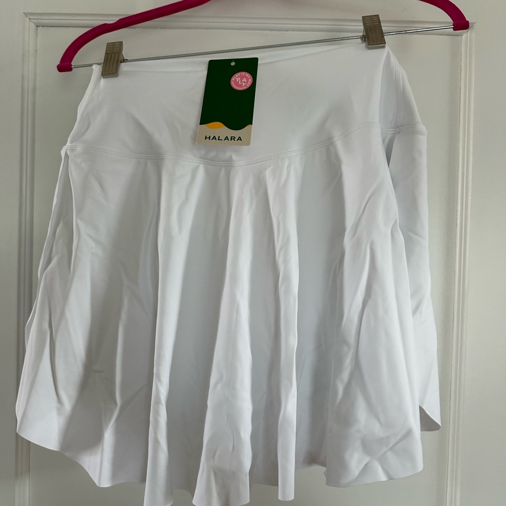Halara SoftlyZero Airy Crossover side pocket tennis golf skirt Medium Long NWT